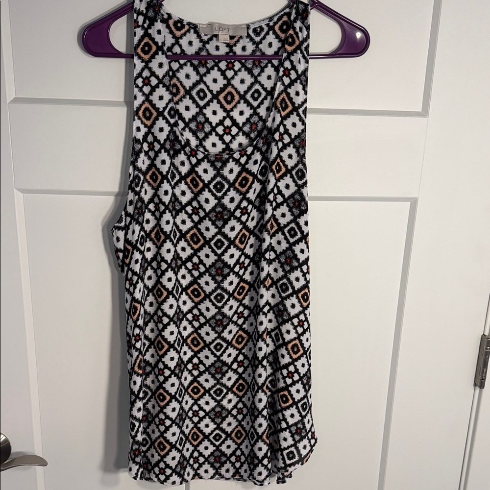 LOFT Black & Cream Geometric Racer Back Tank with Red and Peach Accents